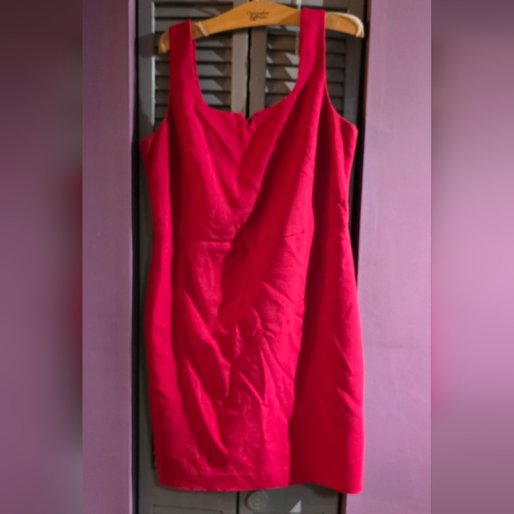The Limited Sleaveless Dress in Bold Red